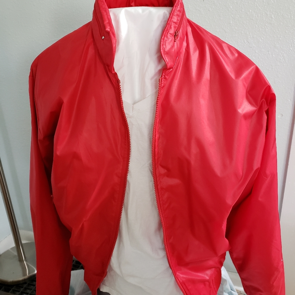 Light weight nylon jacket